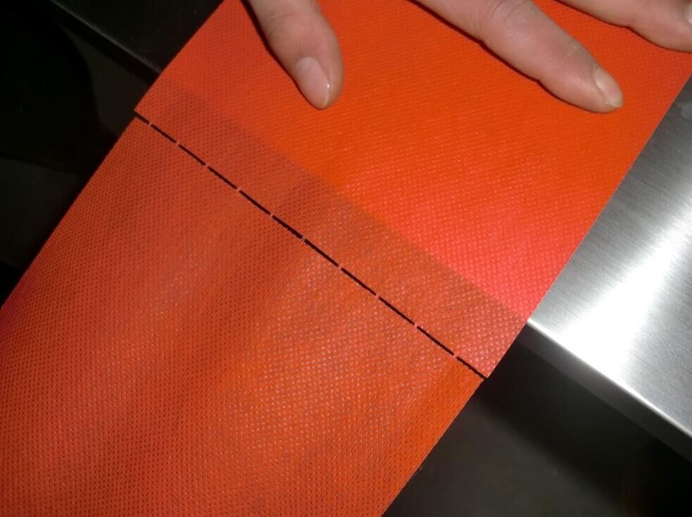 Perforation Nonwoven Fabric-Jiaxing Patsons Machinery.jpg