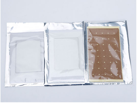 4 side sealing pain relief patch packaging machine02.jpg