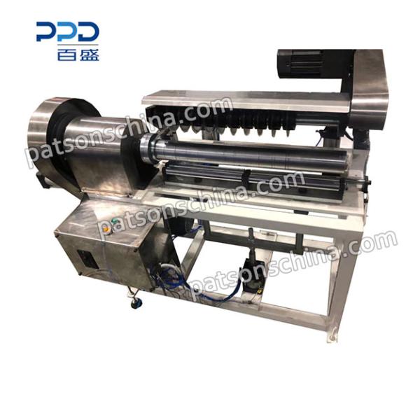 Máquina cortadora de núcleos de papel con múltiples cuchillas y descarga automática de núcleos de papel